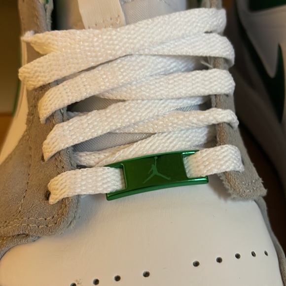 Air Jordan 1 mid se - Picture 6 of 12